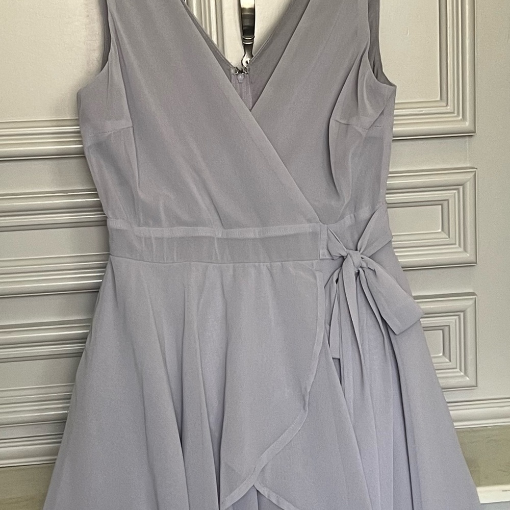 Elegant Lavender Sleeveless Dress